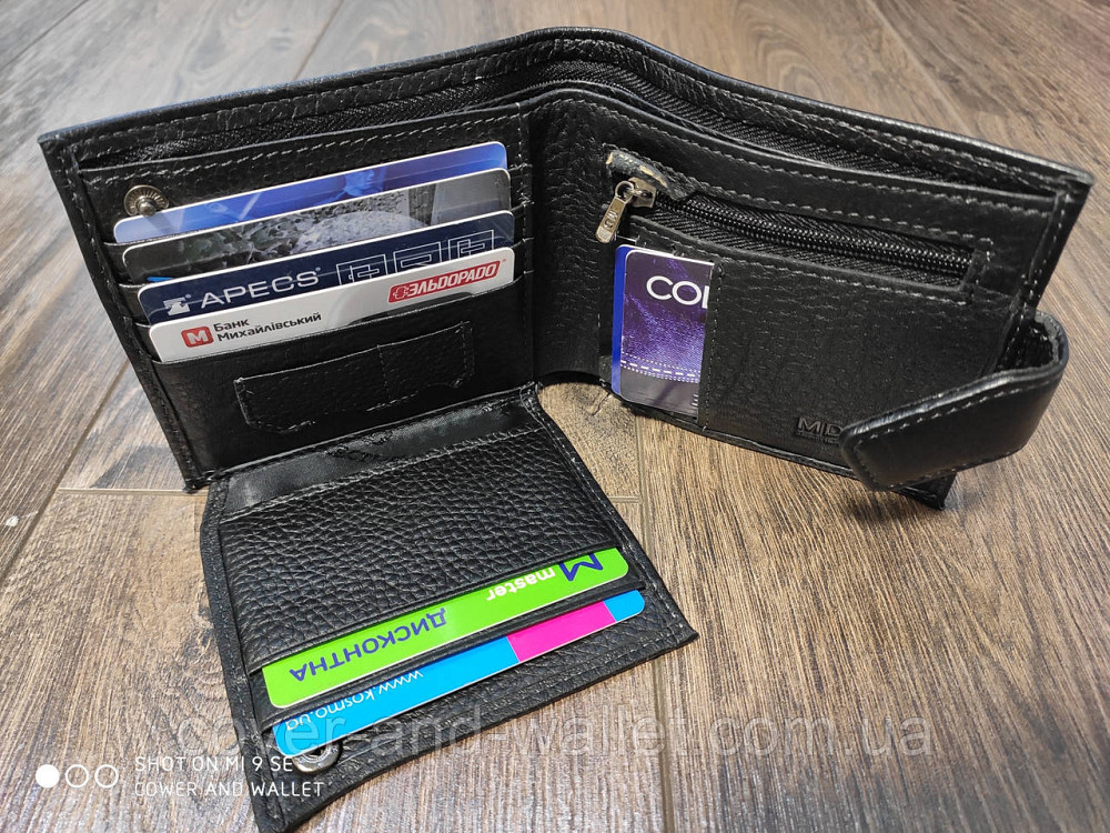 Стильное мужское кожаное портмоне на магнитной застежке MD 132 Киев - изображение 1