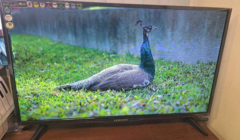 Телевизор: Samsung 34