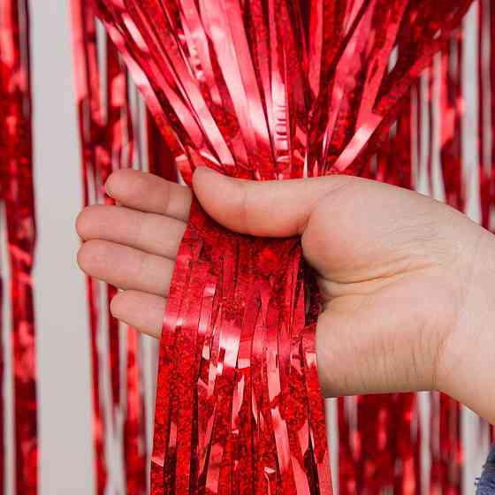 Штора дождик для фотозоны с голограммой новогодний 2 м на 1 м красный Киев