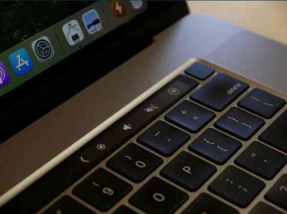 Ноутбук MacBook Pro 16 2019 , 6 ядер i7, 32Gb. RAM , 512Gb. Київ