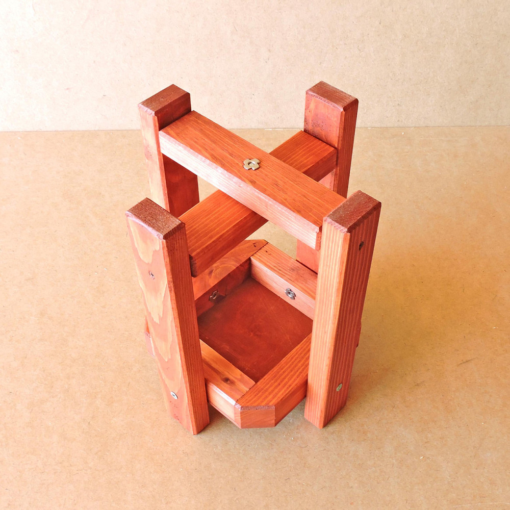 Подставка для цветов 