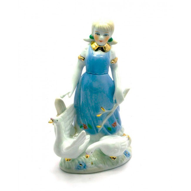 Статуэтка из фарфора Девушка с гусями Киев - изображение 1