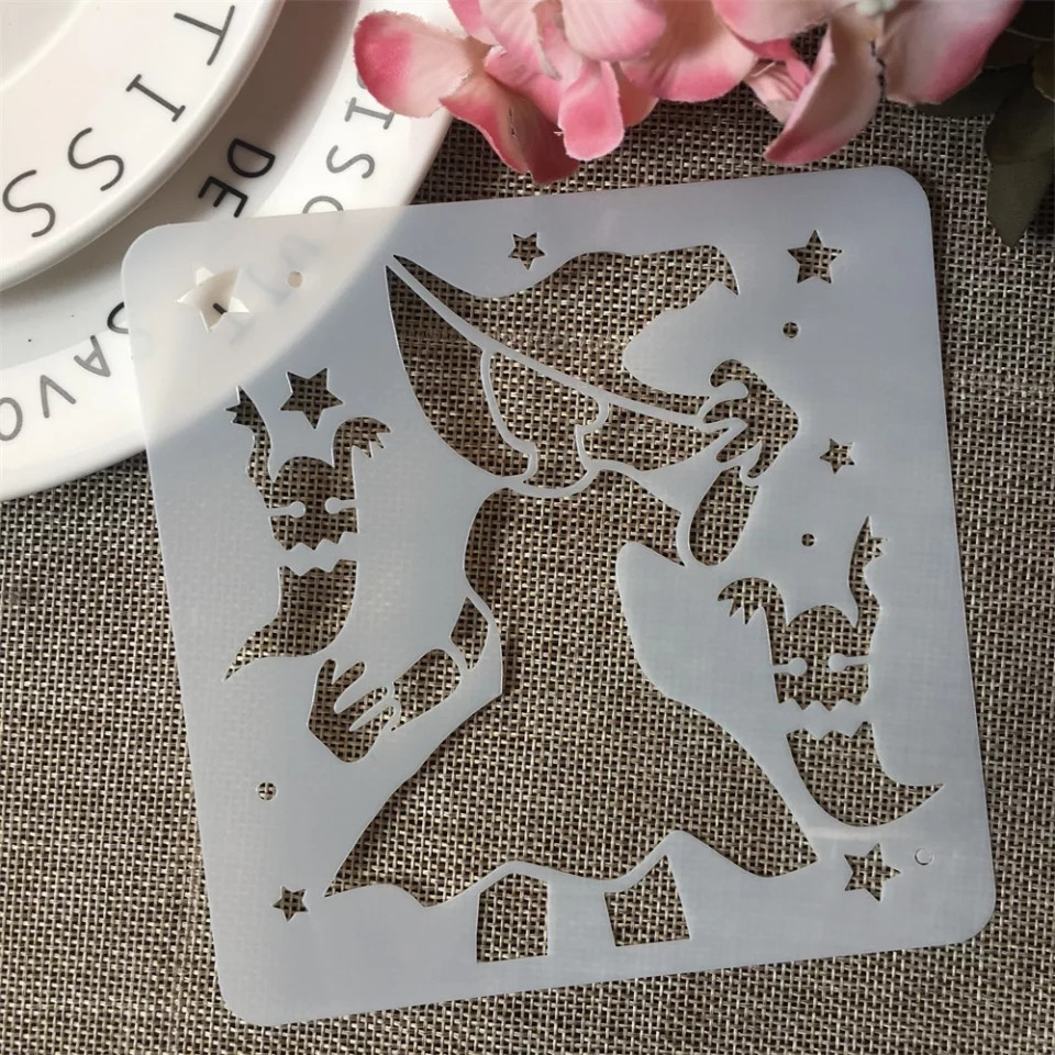 Трафарет на Хелловін Відьма 13 на 13 см сірий Київ - фото 1