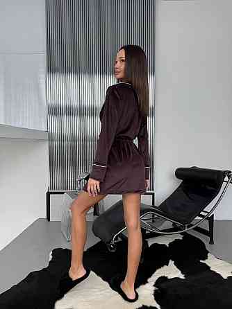 Женский велюровый короткий халат на запах с карманами Шоколад Одесса