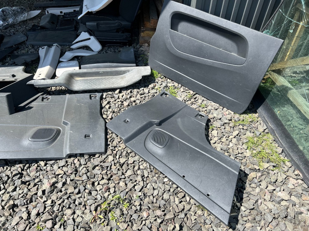 Салон Renault Trafic III 2014-2021 (довга база) Ковель - фото 15