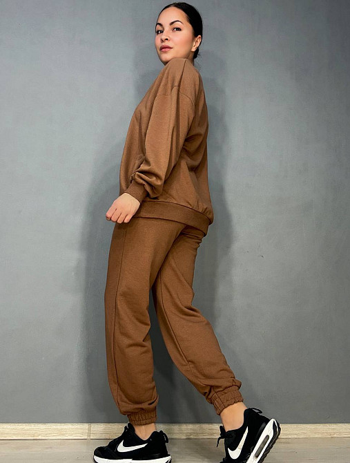 Костюм женский Quzen 470-471 свитшот и джогеры на резинке оверсайз, коричневый, S/M Киев - изображение 12