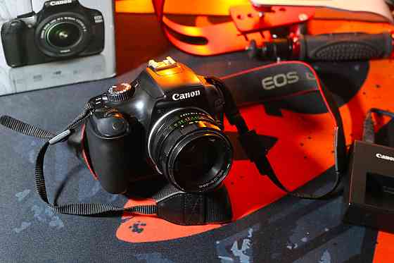 Дзеркальний фотоапарат Canon EOS 1100D + 18-55мм Дзеркалка.Комплект. Б\У Харків