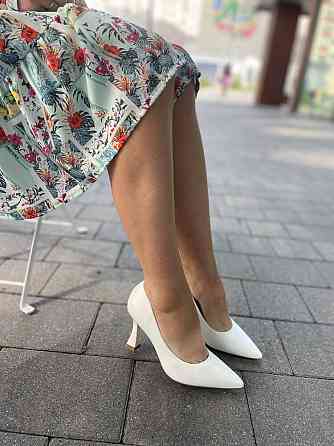 Loretta Туфлі жіночі LORETTA білі екошкіра каблук 8 см розміри 37-40 (B10-2) Коломия