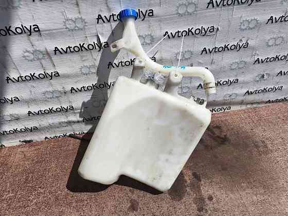Бачок омивача з моторчиком Nissan Note E11 2005-2012 (289109U10B) Ковель