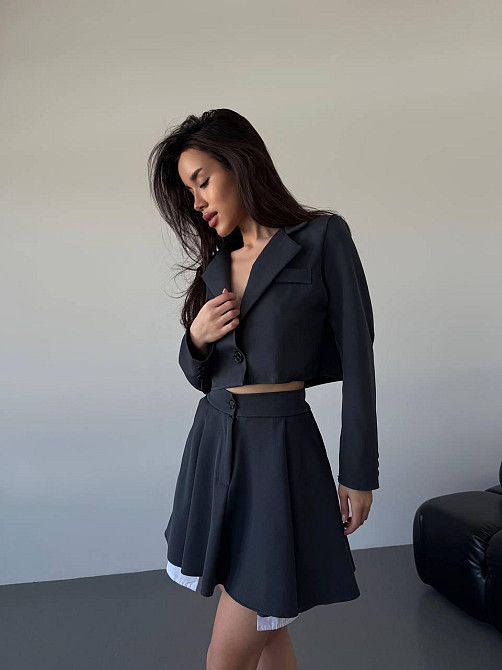 Жіночий костюм-двійка: укорочений піджак і спідниця з трендовою імітацією кишень турецька костюмка + котон Графіт, 42/44 Одеса - фото 2