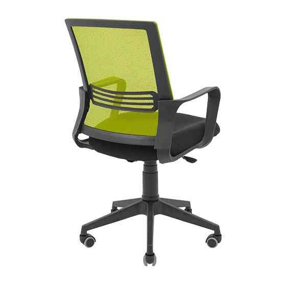 Офисное кресло руководителя Richman Gina Piastra Черно-салатовый Днепр