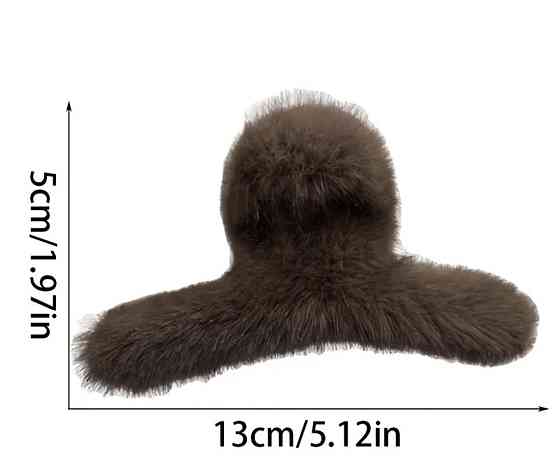 Шпилька крабік зі штучного хутра Смела