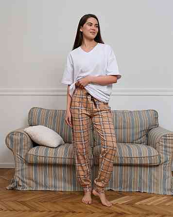 Жіночі піжамні штани-бежеві картаті Nicoletta 1126Ш S Київ