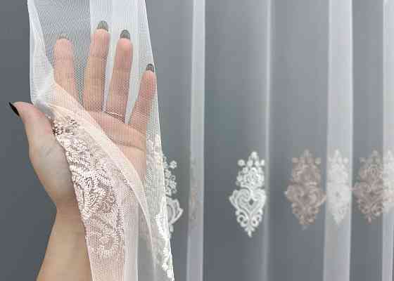 Тюль VR-Textil 1857т Фатин с вышивкой и люрексом Молочный с пудровым 300х270 см (40-196) Киев