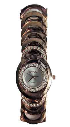 Наручний жіночий годинник CRRJU 2201( товар вживаний) Луцьк