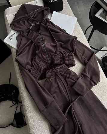 Жіночий повсякденний костюм із якісного велюру, двійка Шоколад Одеса