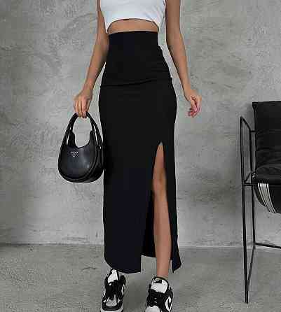 Жіноча базова максі спідниця з привабливим розрізом креп дайвінг Одеса