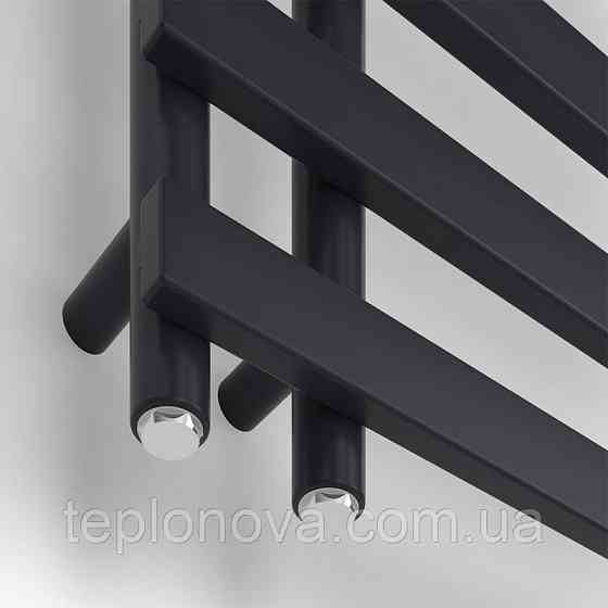 Рушникосушка Ideale чорна Aurora 8/800/450 Чернівці