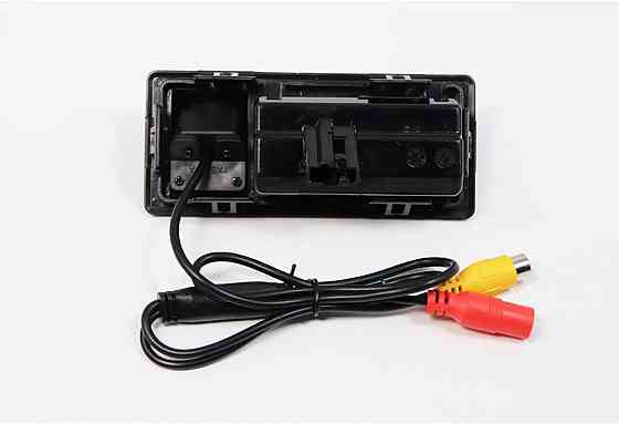 Камера заднего вида Volskwagen AHD 720-1080 LS-8032 Киев