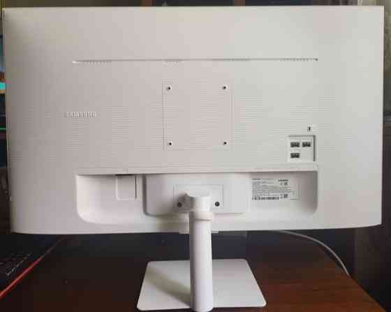 Монітор — смарт Samsung M7 S32BM703 (32," 4K, HDR10, OC Tizen) Харків