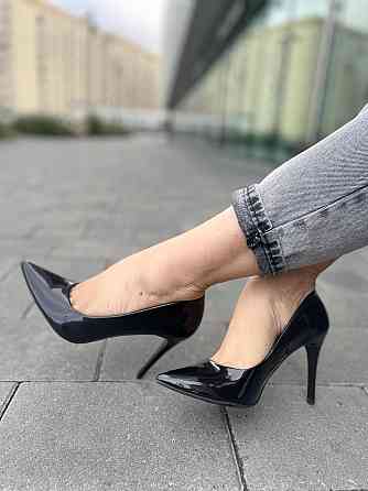 Туфлі жіночі LAVINI чорні шкіра лакована каблук 10 см 35 р. (3729) Коломия