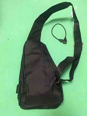 Мужская сумка тактическая через плечо черная - размер сумки 30*20см, 4 кармана, с USB шнуром в комплекте Киев