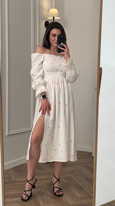 Жіноча сукня міді з відкритими плечима з мусліну Рожеві серця XS/S Харків - фото 4