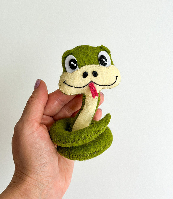 Іграшка з фетру ручної роботи Змія Київ - фото 6