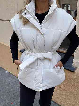 Жіноча тепла жилетка з поясом плащівка еммі на силіконі Одеса