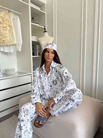 Женский трендовый костюм двойка с банданой Awakening турецкий софт принт Одесса