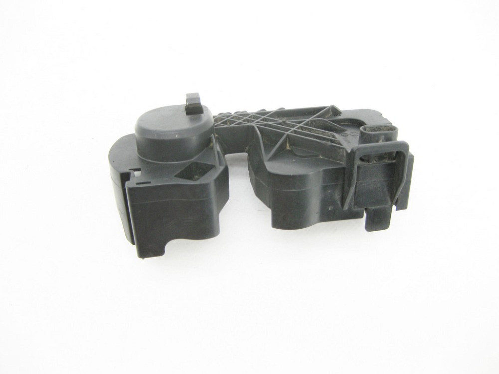 Mercedes-Benz  A2468700558 Датчик відкриття замка капота CLA Shooting Brake X117 CLA C117 GLA X156 A-class W176 B-class W242 B-class W246 V-class W447 Одесса - изображение 3