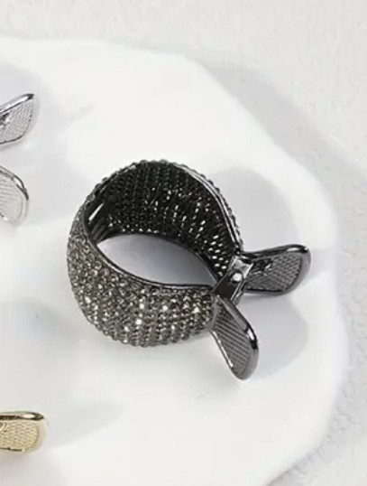 Затискач для волосся Чорний Сміла - фото 1