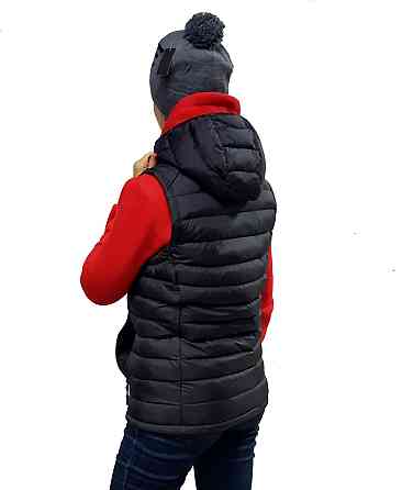 Женская стеганая жилетка Nike   р.M(46) Киев