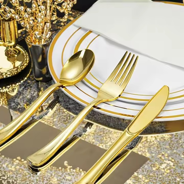 Набор пластиковых столовых приборов 18 шт качественных (ножи,вилки, ложки).Многоразовая посуда, золотые Каменец-Подольский - изображение 4