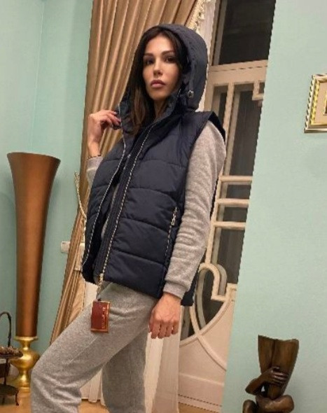 Женская  весенняя  короткая красная жилетка. Женский жилет 44-5_р Киев - изображение 8