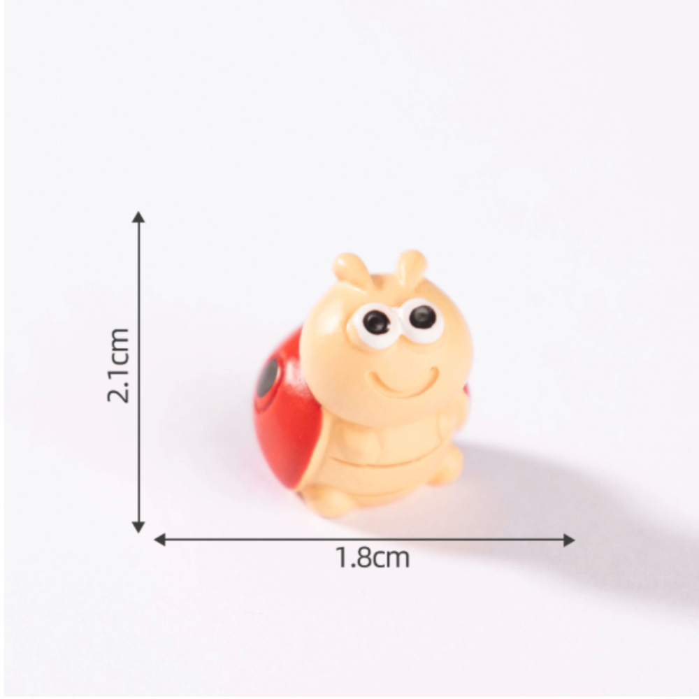 Миниатюрные пейзажи с насекомыми и улитками. Различные наборы по 3 предмета Сонечко Одесса - изображение 2