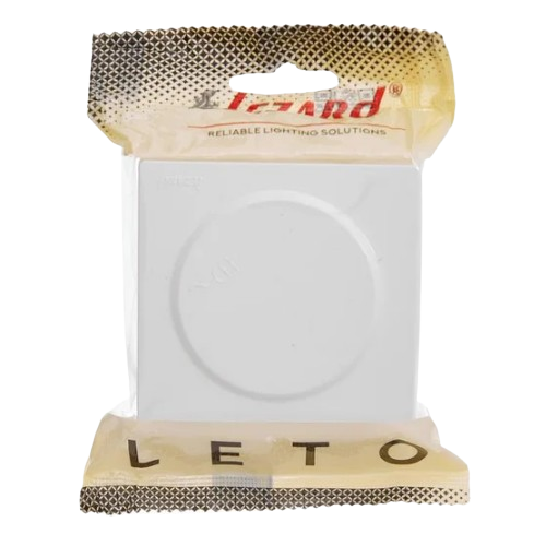 LETO білий Розетка зовнішня із заземленням з кришкою Лезард Житомир