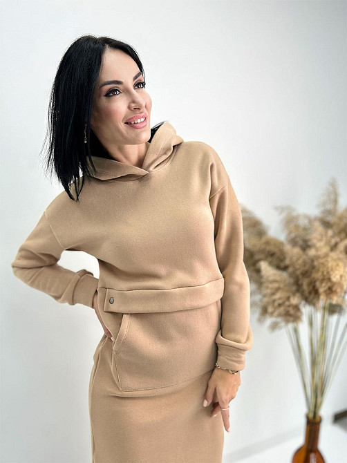 Тепле плаття-худі на флісі "Solo" оптом | Норма і батал Капучіно, 42-44 Київ - фото 2