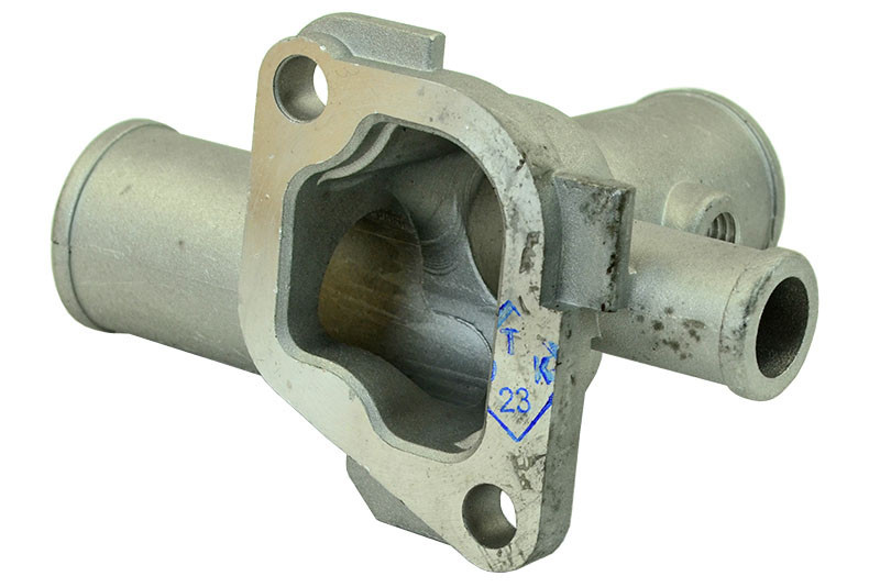 Тройник блока 21083, 2110-2115 выпускной (отводящий) головки Мукачево - изображение 2