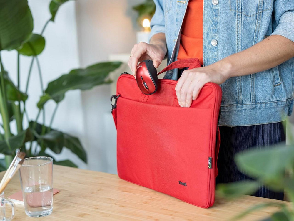 Мышь Trust Yvi+ Красная бесшумная беспроводная 800–1600 DPI амбидекстная с USB Micro ресивером компактная Киев - изображение 2