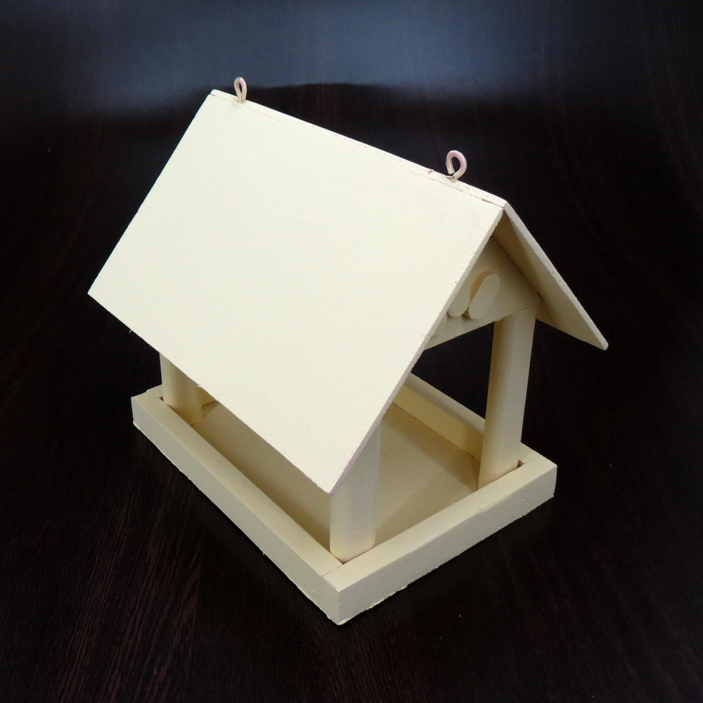 Кормушка садовая для птиц 