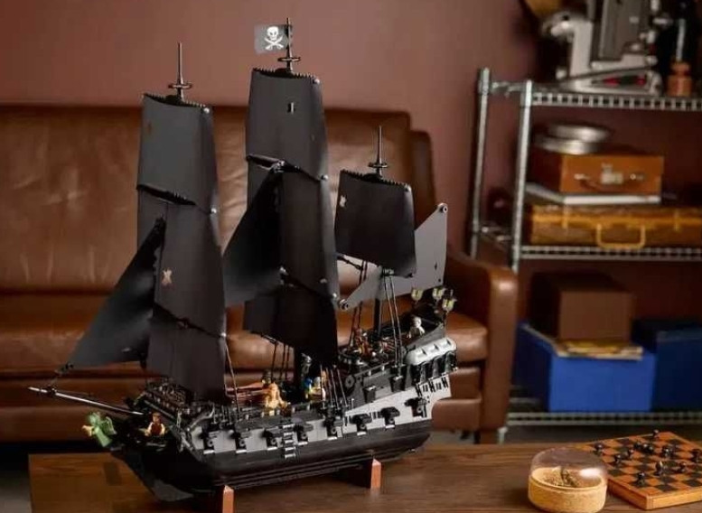 Конструктор Корабль капитана Джека Горобца (10365) совместим с LEGO Харьков - изображение 1