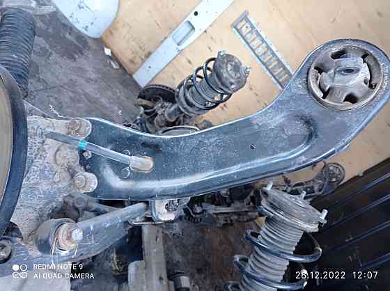 Задний продольный рычаг Kia Sorento 2014–2020 Киев