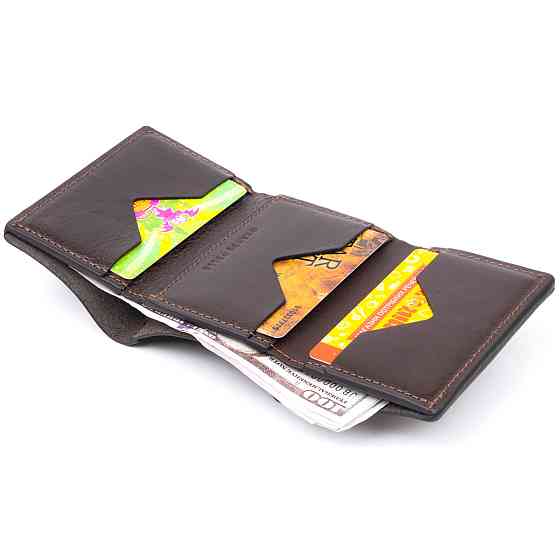 Портмоне вертикальное с хлястиком на магните на одно отделение GRANDE PELLE 11305 Коричневое Киев