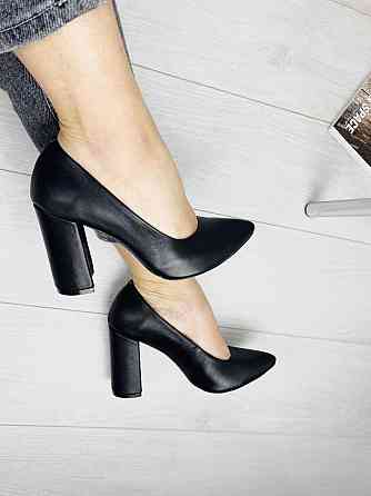 Ilona Туфлі жіночі ILONA чорні натуральна шкіра каблук 9.5 см розміри 36-40 (3192) Коломия