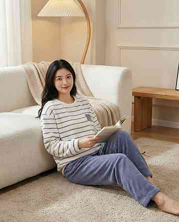 Жіноча тепла плюшева піжама-двійка: кофта та штани Джинс, 48/50 Одеса