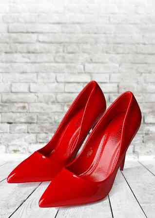 Seastar Туфлі жіночі SEASTAR червоні еко-лак каблук 11см 36р (1898) Коломыя