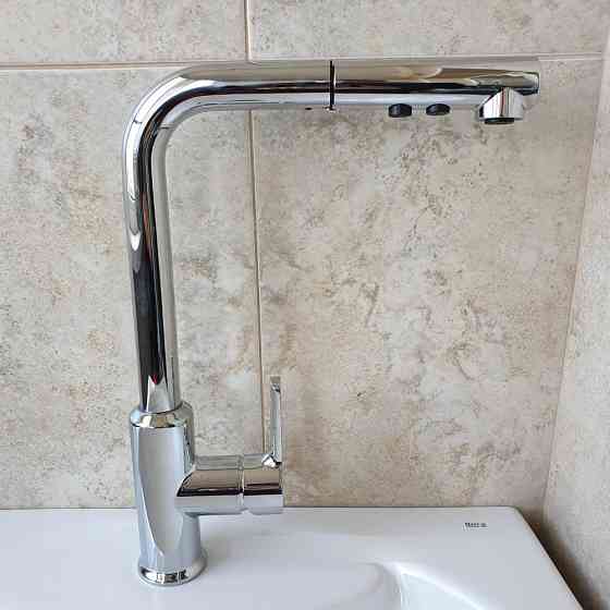 Змішувач для кухні з висувним виливом VOLLE BRAVO М cromo 1550.110201 Київ