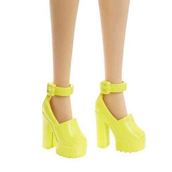 Лялька Barbie Модниця з брекетами у смугастій сукні (HJR96) Харків