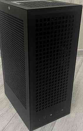 Корпус Hyte Revolt 3 Premium ITX Small Form Factor. Харків